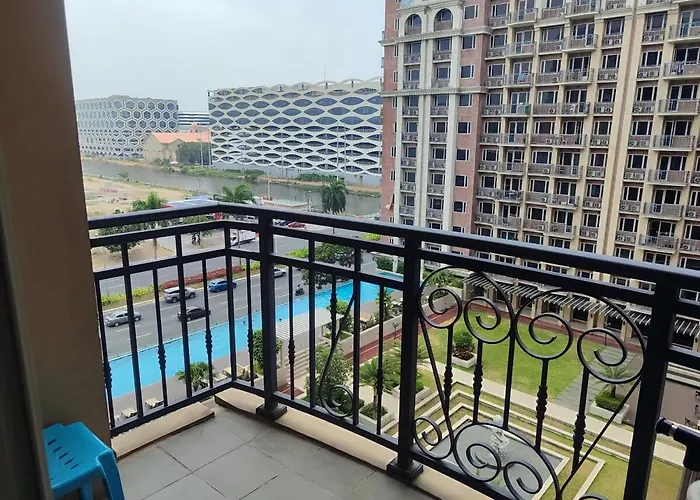 Ws906 Near Moa, Free Pool Access Manila